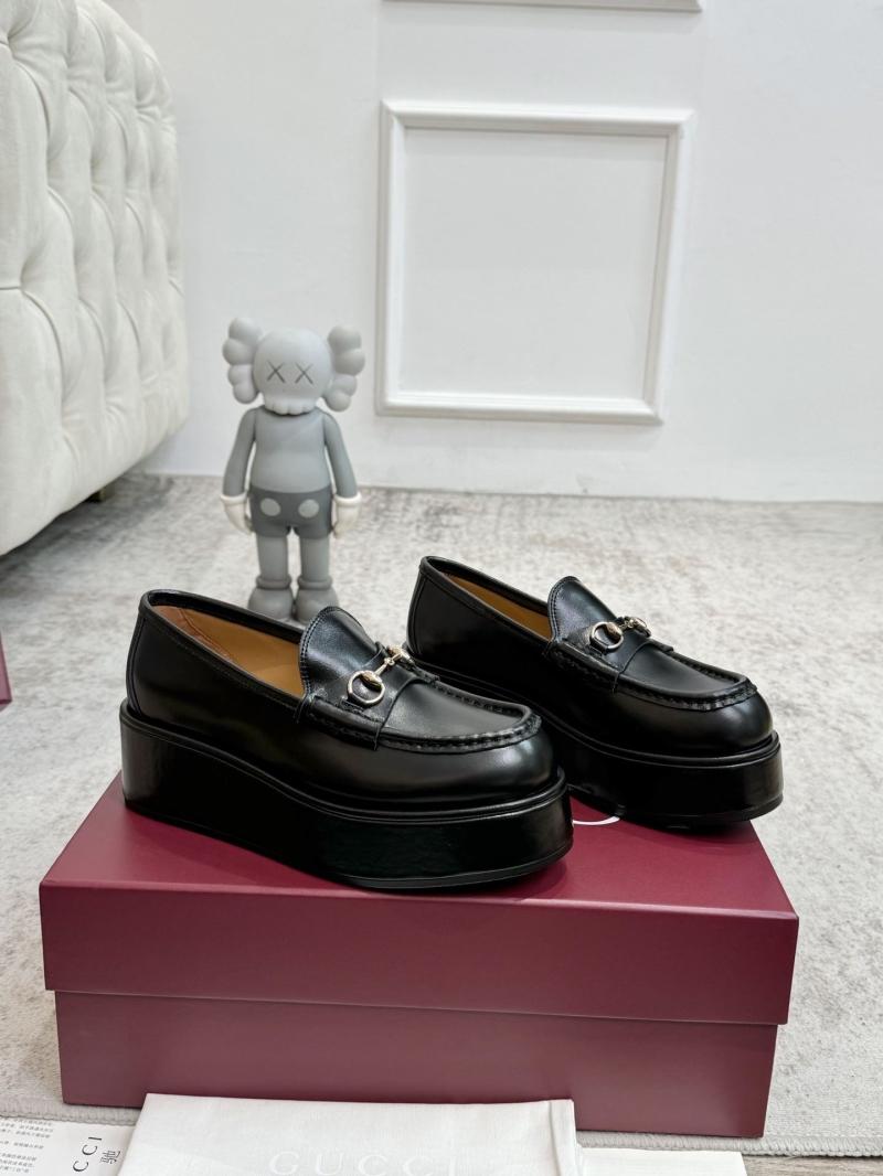 Gucci Leather Shoes